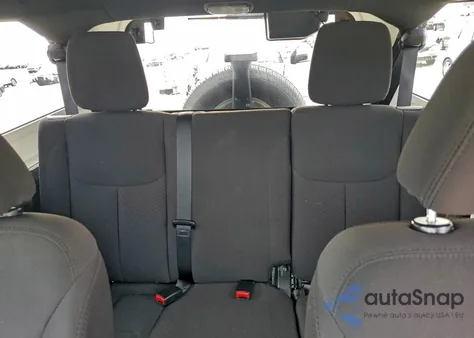 2015 Jeep Wrangler Unlimited Sport z USA, uszkodzony, nr VIN 1C4BJWDG9FL502075